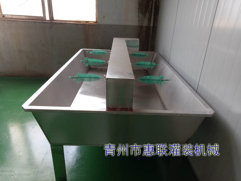 小型洗瓶機的沖瓶原理是什么？